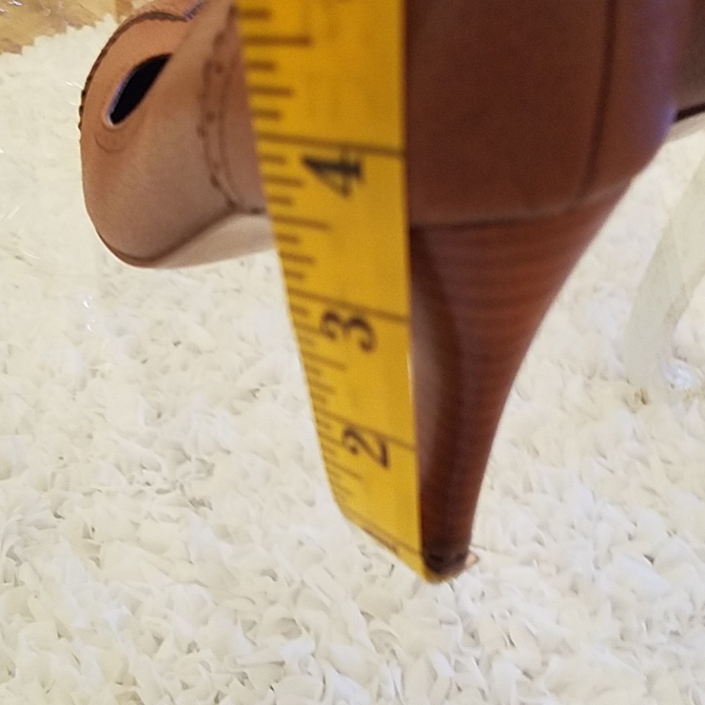 Loft Heels - Picture 4 of 4